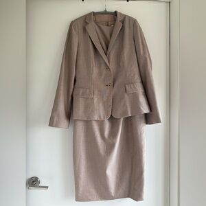 Max Mara Made in Italy Wool Silk Blazer & Pencil Skirt Suit Set Size 12 Taupe